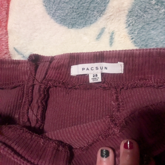 Maroon corduroy PacSun skirt - Picture 2 of 3
